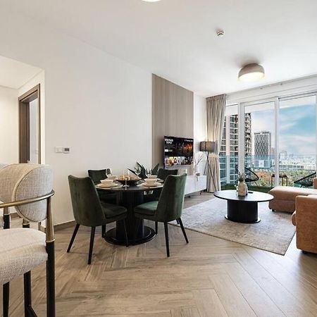 Chic 2 Bed Near Trade Centre With 5 Star Amenities Leilighet Dubai Eksteriør bilde