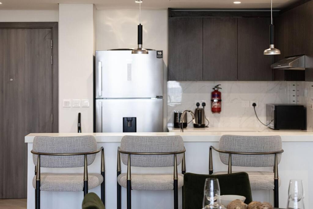 Chic 2 Bed Near Trade Centre With 5 Star Amenities Leilighet Dubai Eksteriør bilde