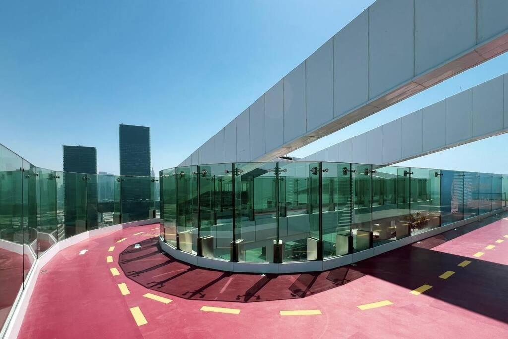 Chic 2 Bed Near Trade Centre With 5 Star Amenities Leilighet Dubai Eksteriør bilde