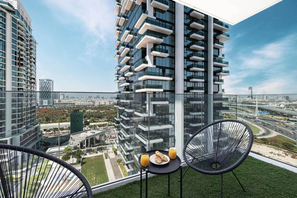 Chic 2 Bed Near Trade Centre With 5 Star Amenities Leilighet Dubai Eksteriør bilde